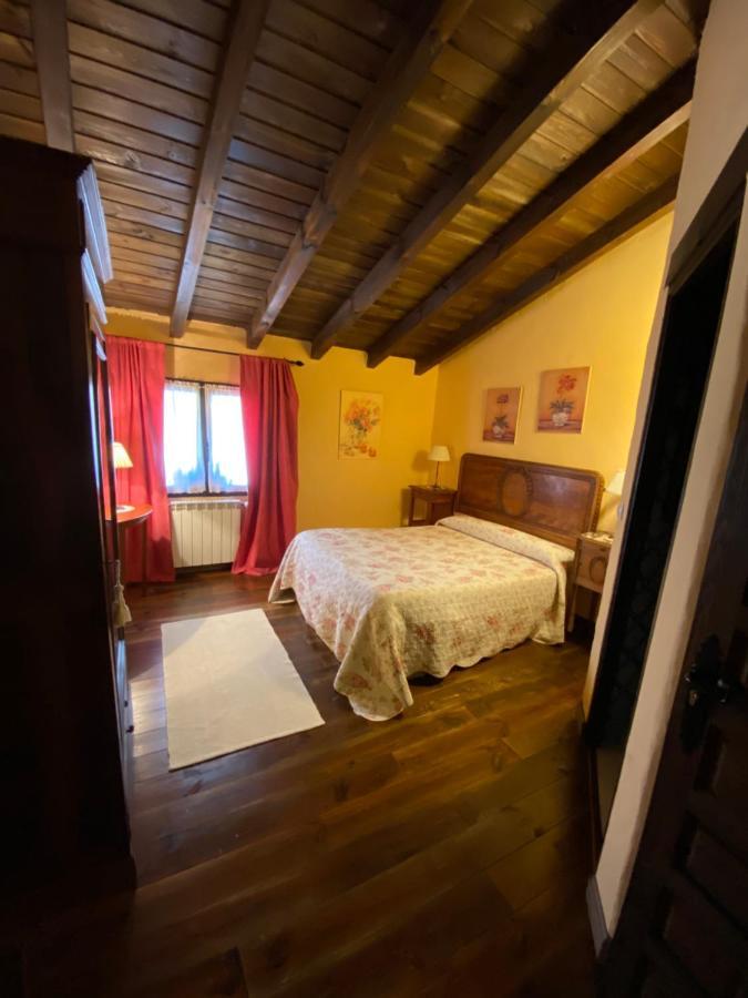 Casa Rural Dos Reales San Cristobal de Boedo Exterior foto